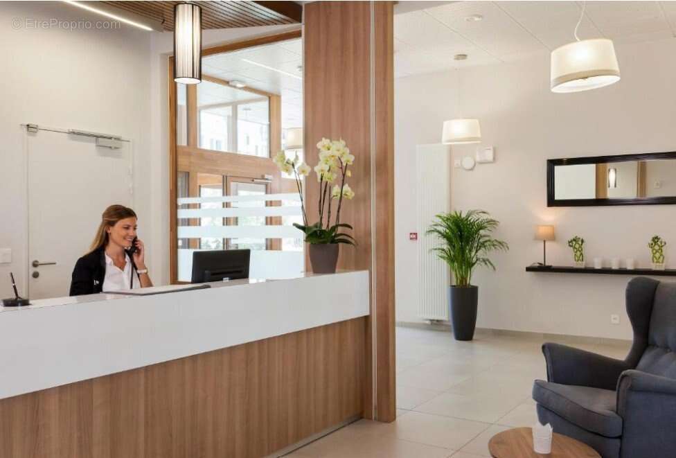 INVESTISSEMENT LOCATIF  ANNEMASSE  Résidence de Tourisme Nehô Suites  Porte de Genève  6,98 % de rentabilité - photo 7