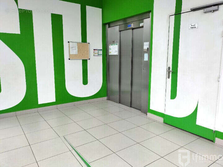 Investissement locatif - Studio loué + parking - Revenus 4 848 € - photo 10