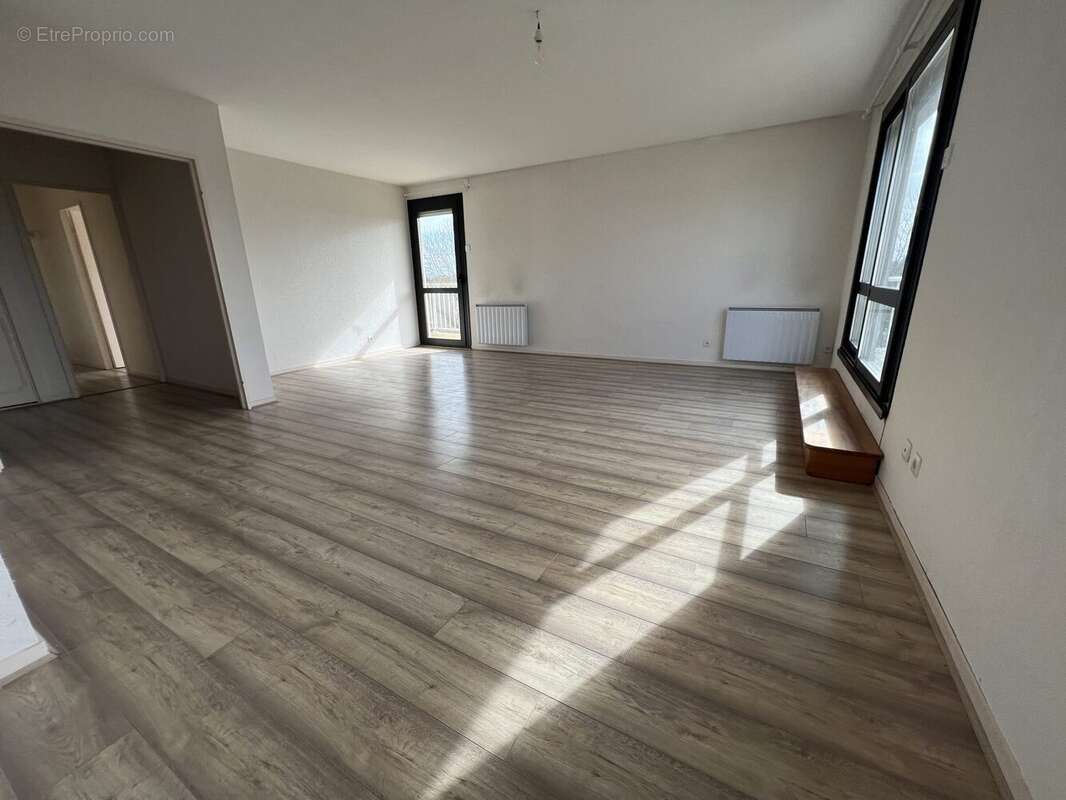 Appartement 93 m² à Cesson-Sevigne  - photo 4