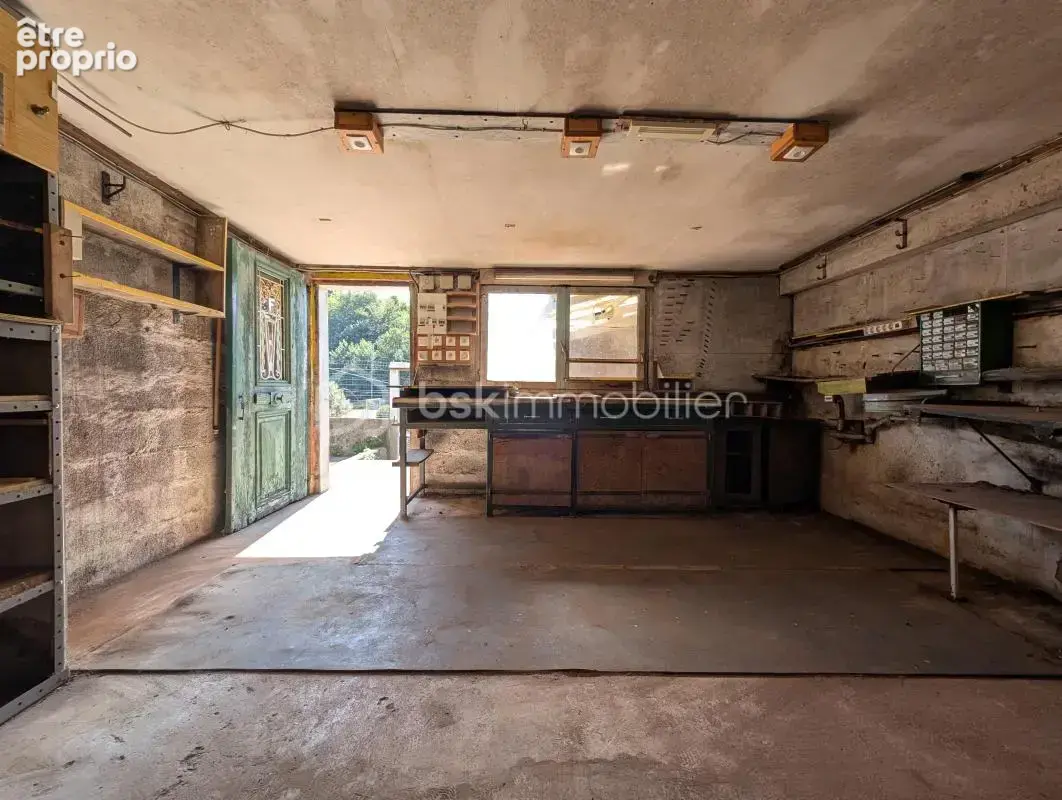 Maison atypique – jardin – garages & nombreuses dépendances - photo 20
