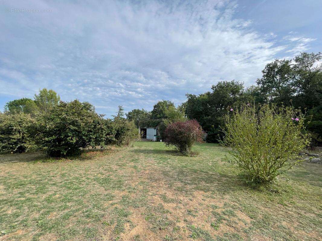 Maison à RIBAUTE-LES-TAVERNES