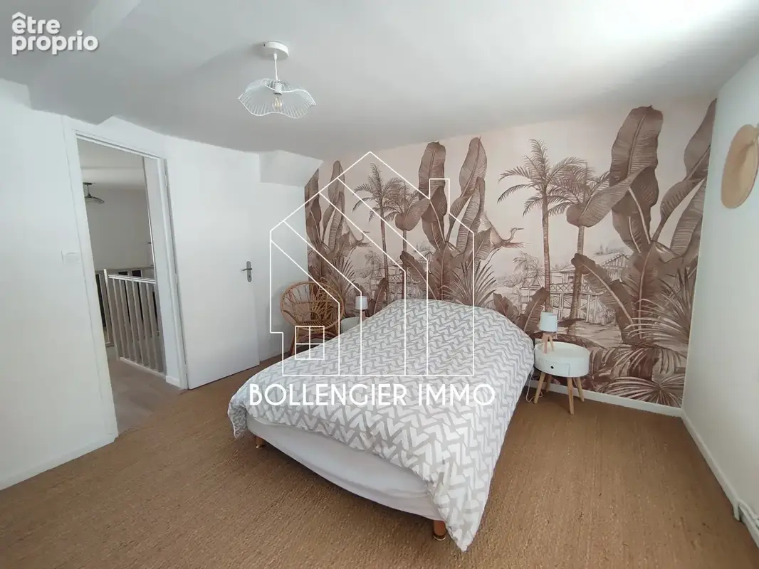 Maison dans le centre de Cassel - photo 8