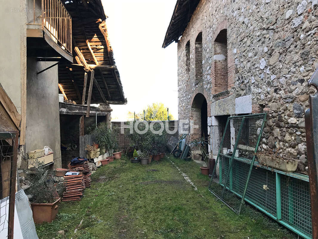 Maison à CHAPAREILLAN