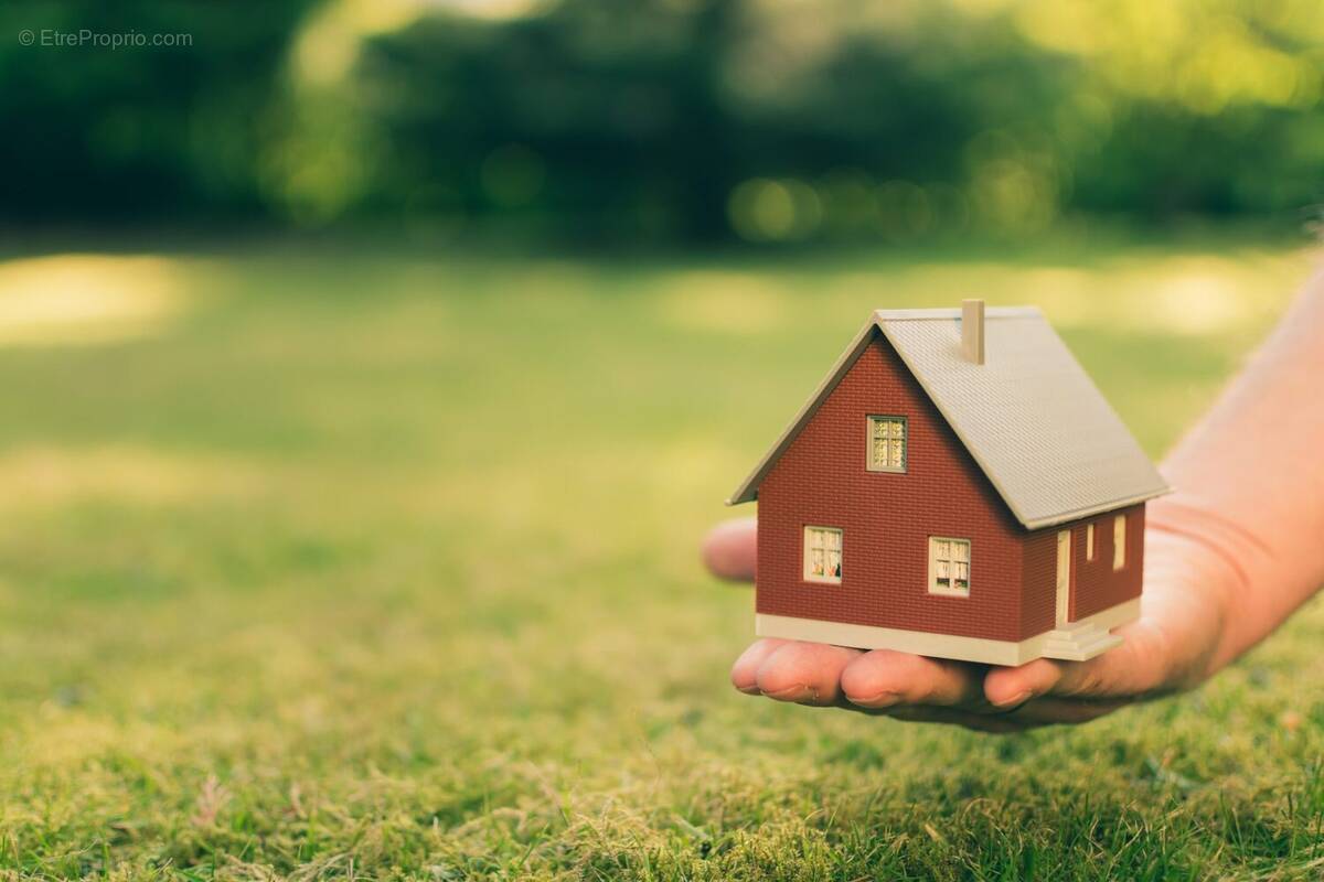 Terrain à MARTILLAC