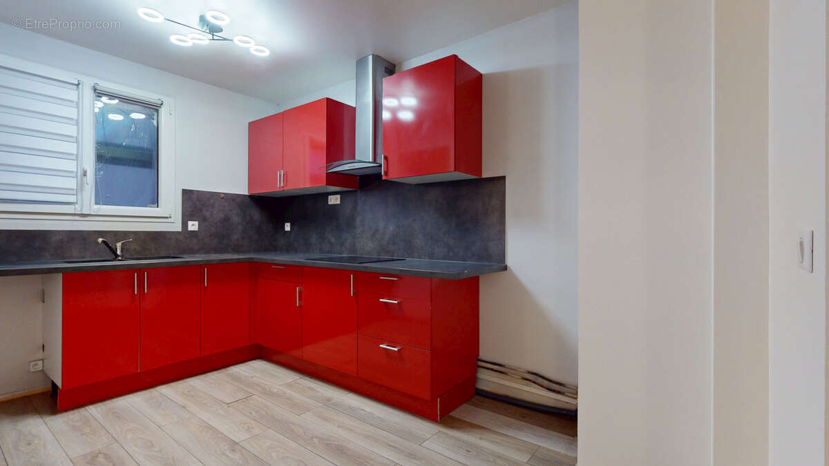 Appartement à SARTROUVILLE