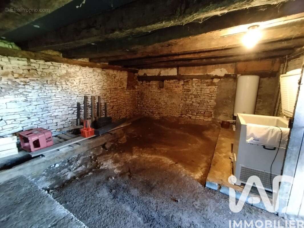 Photo 7 - Maison à LACHAPELLE-AUZAC