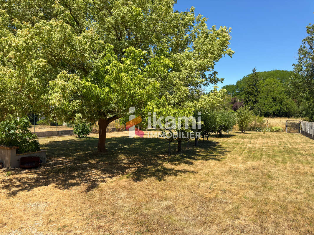 Maison 7 pièces de 102 m2 à Villeneuve sur Yonne 89500 - photo 22