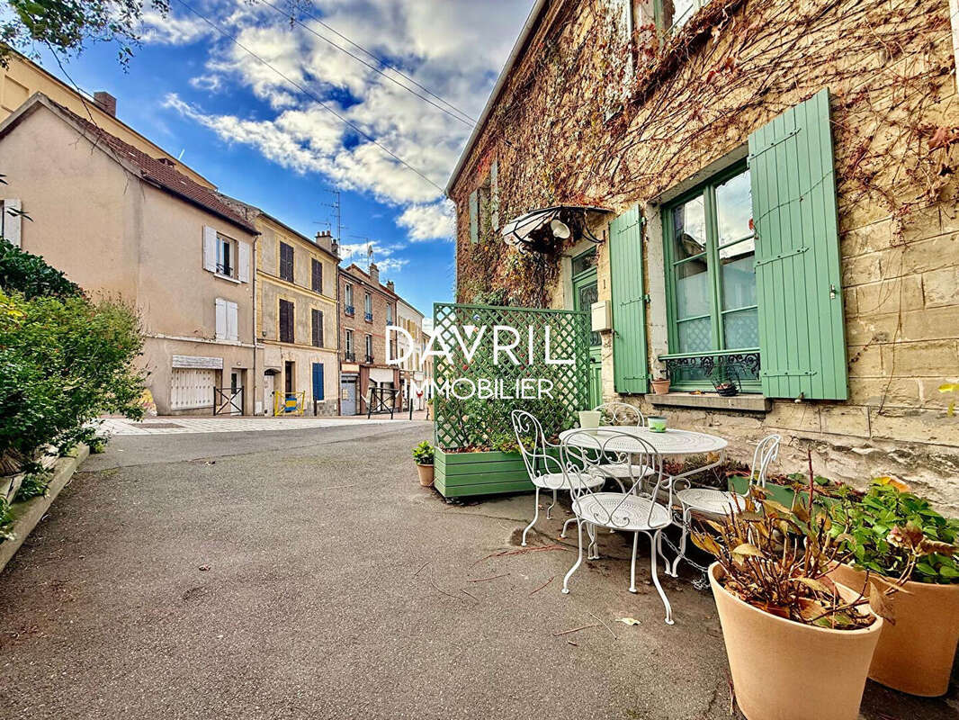 Maison à CONFLANS-SAINTE-HONORINE