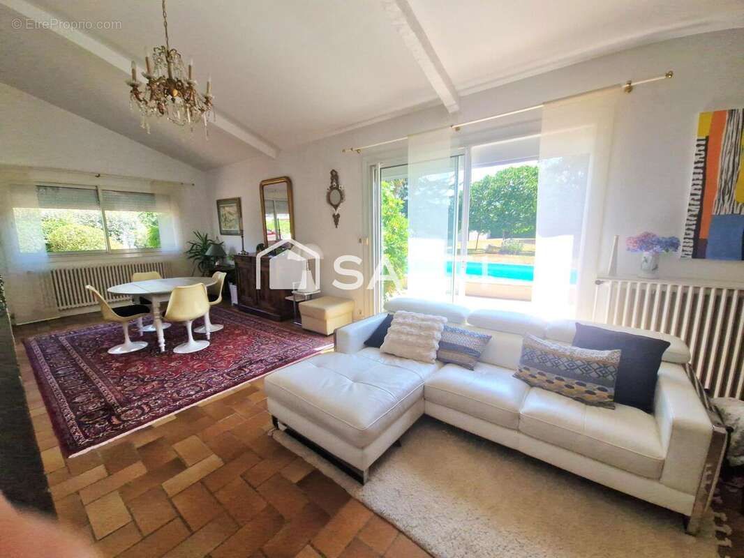 Maison 134 m² à Lorp-Sentaraille  - photo 4