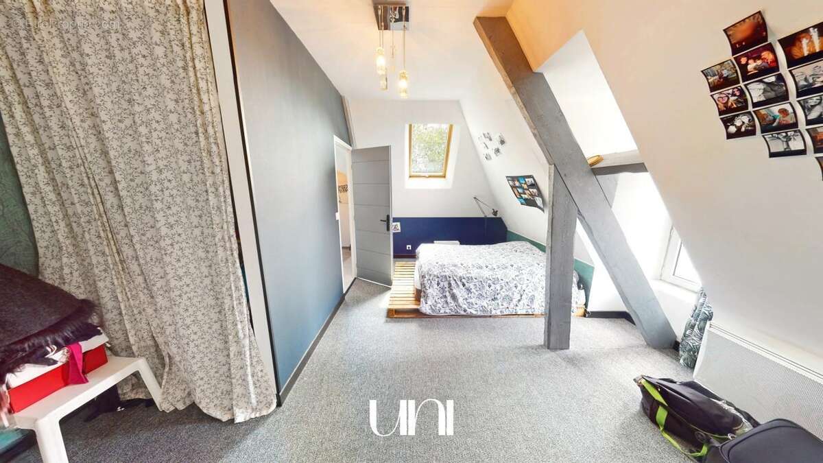 Maison à PORT-EN-BESSIN-HUPPAIN