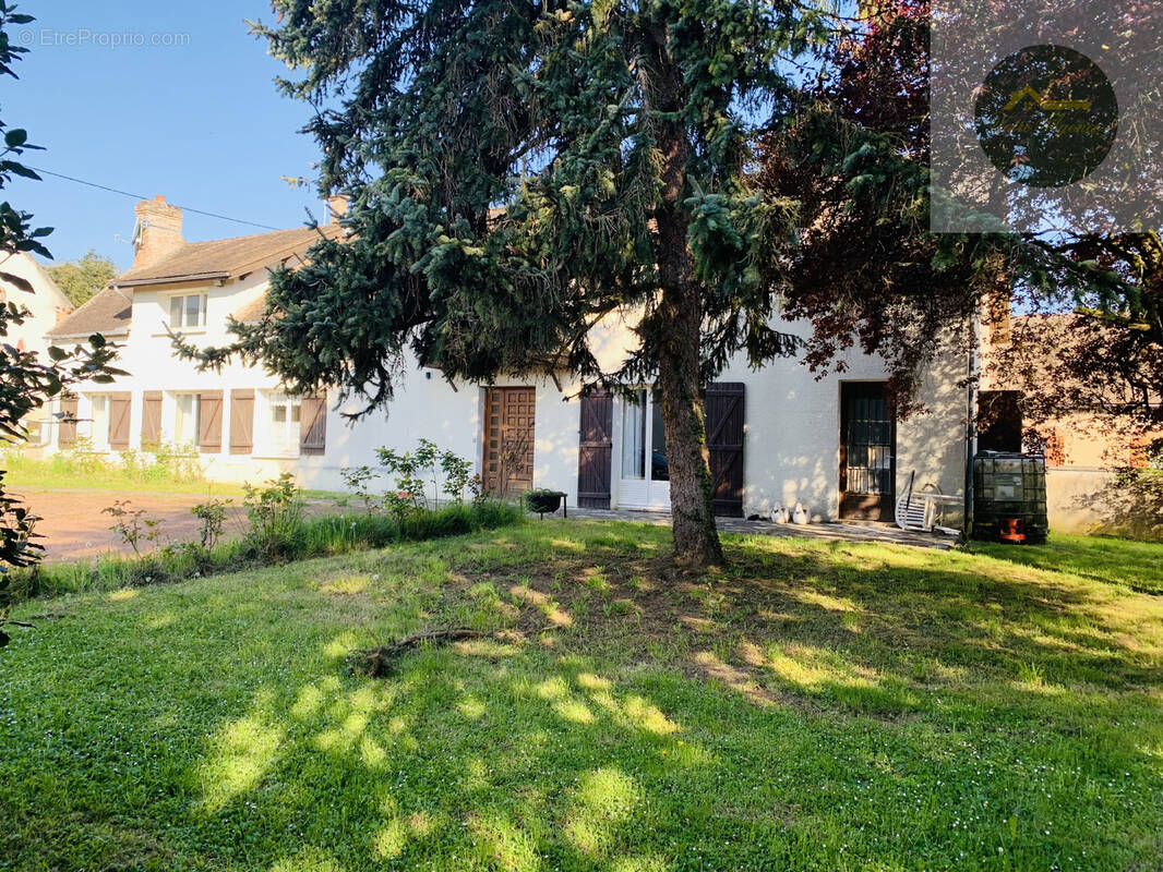 Maison à DOLLOT