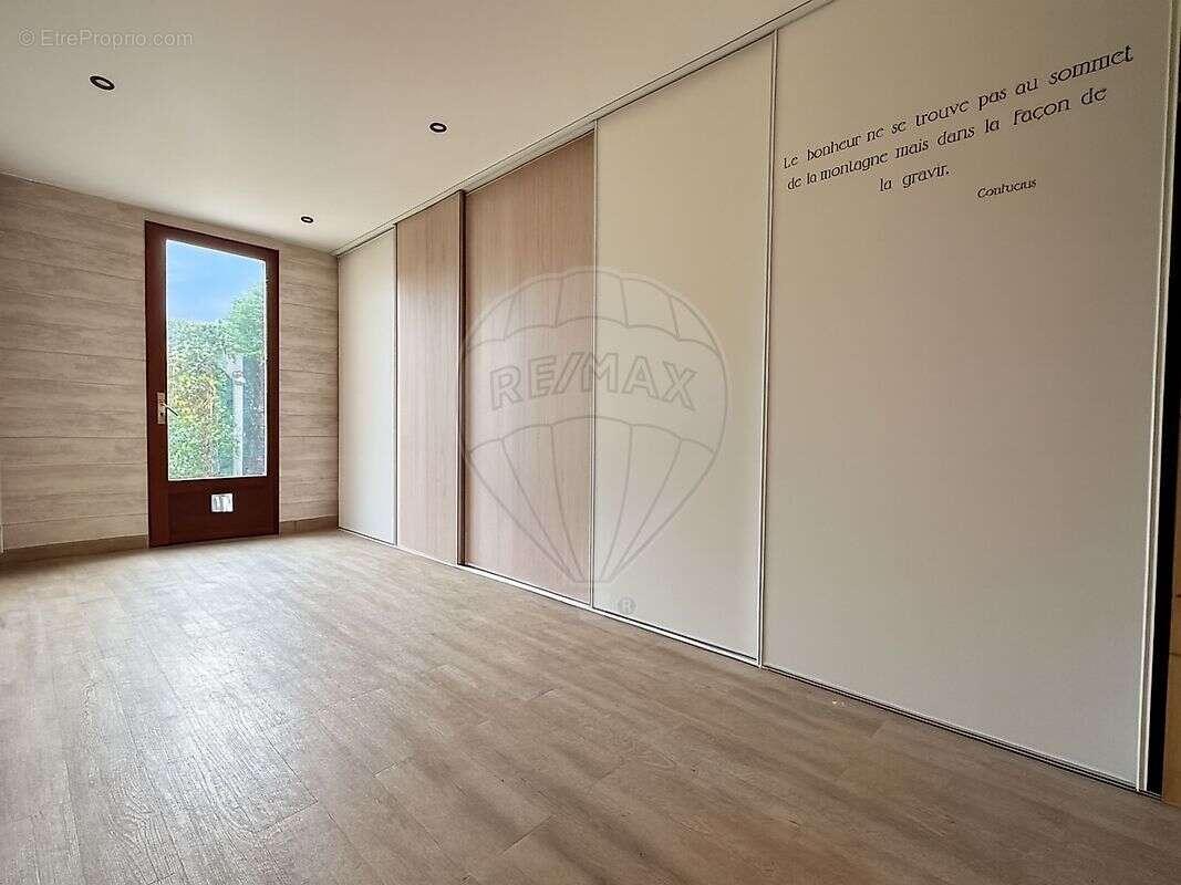 Maison à MORTEFONTAINE