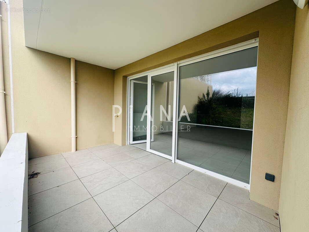 Appartement à LANCON-PROVENCE