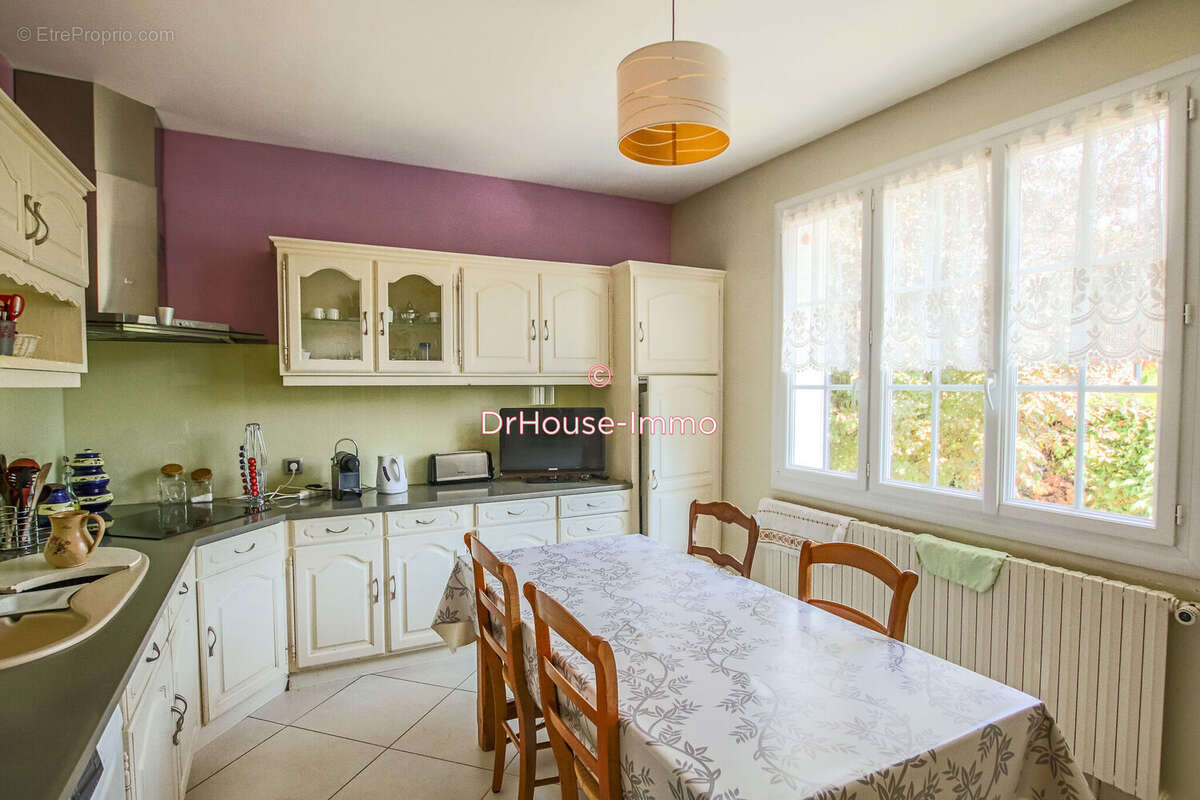 Maison 144 m² à Illiers-L'eveque  - photo 6