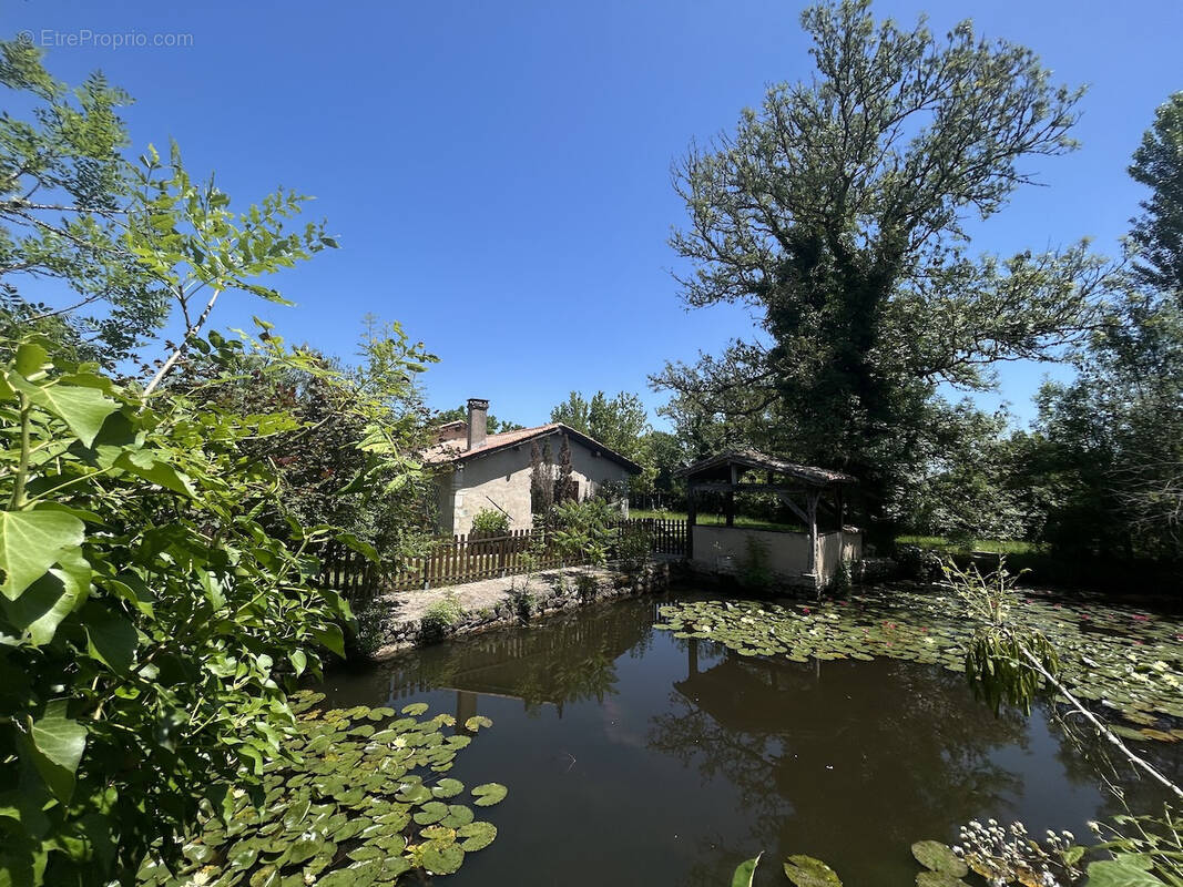 Maison à LA JEMAYE
