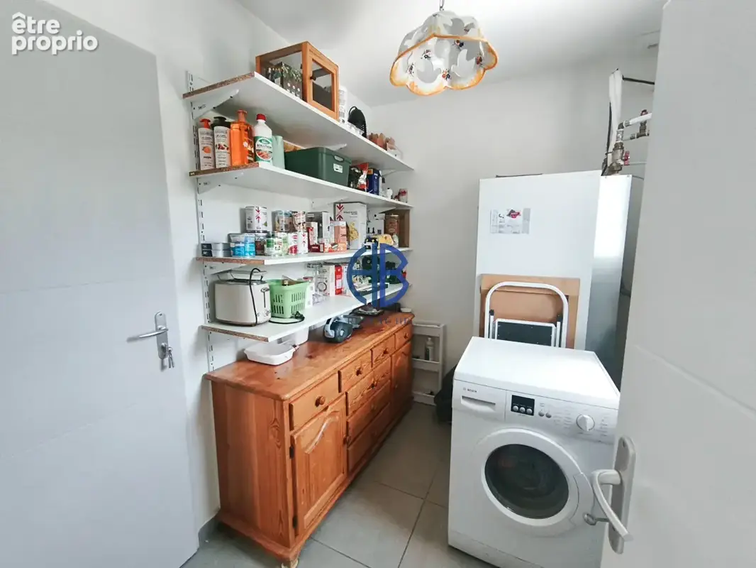 Plain pied récent avec garage complètement clos - photo 8
