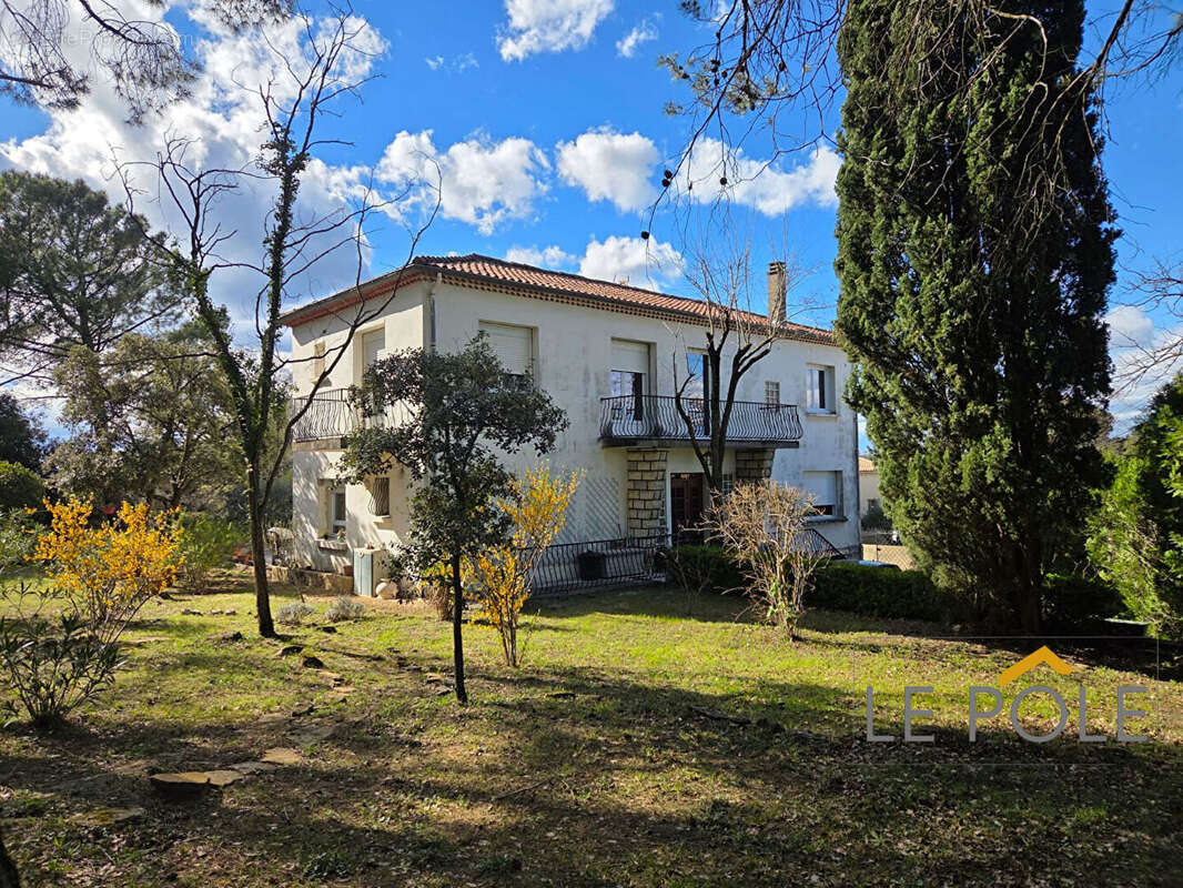 Maison à BOLLENE