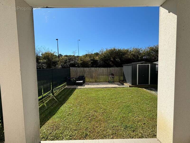 Appartement à ARTIGUELOUVE