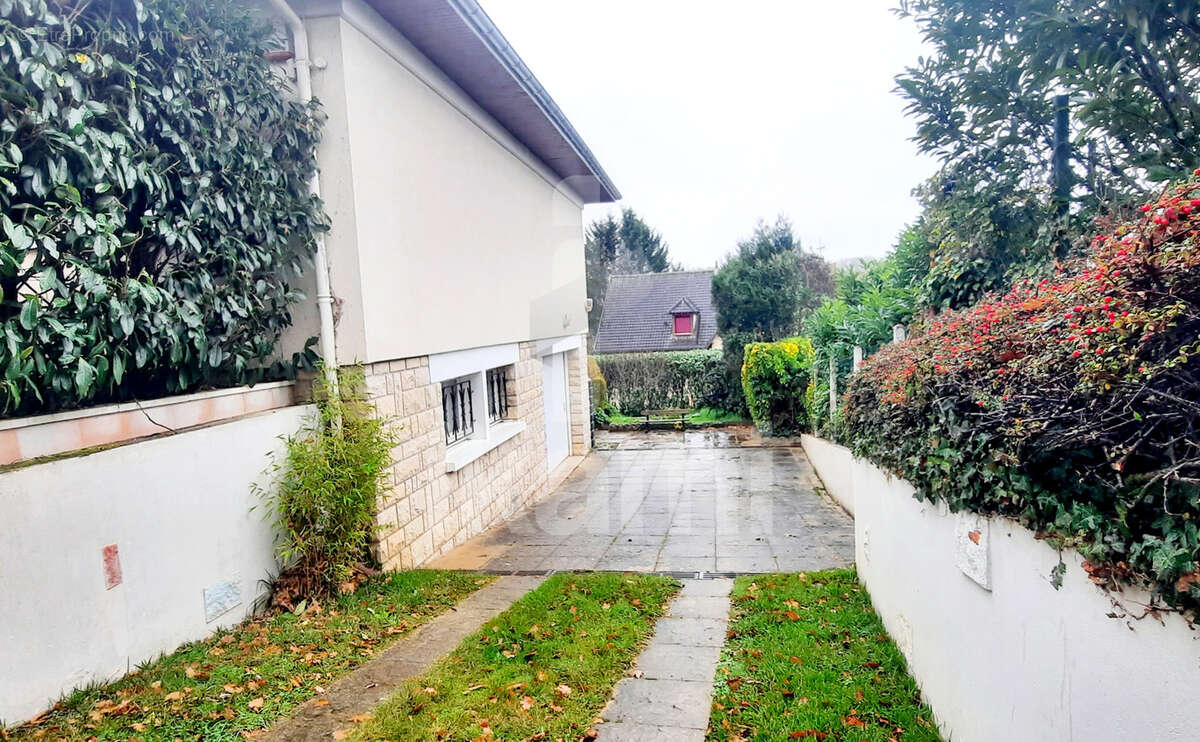 Maison à AUXERRE