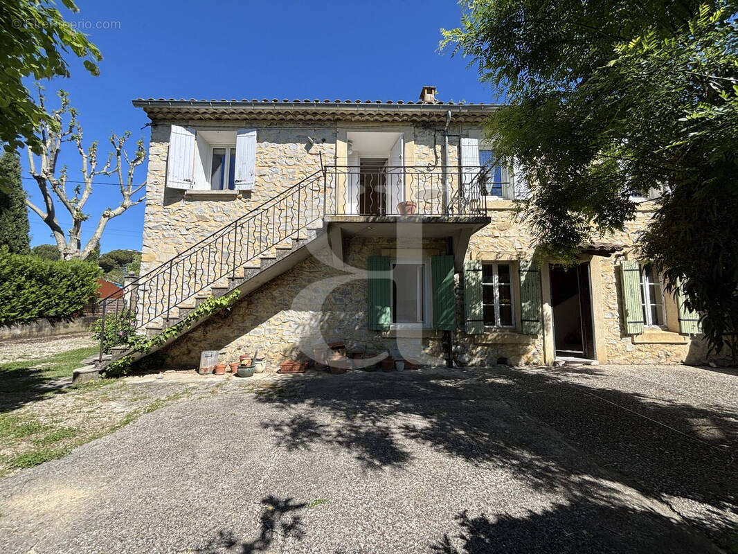 Maison à VAISON-LA-ROMAINE
