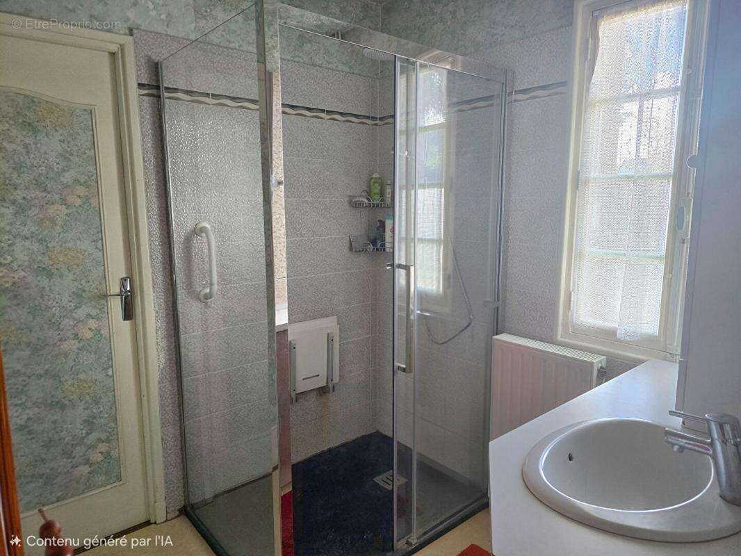 Maison à SAINT-POURCAIN-SUR-SIOULE