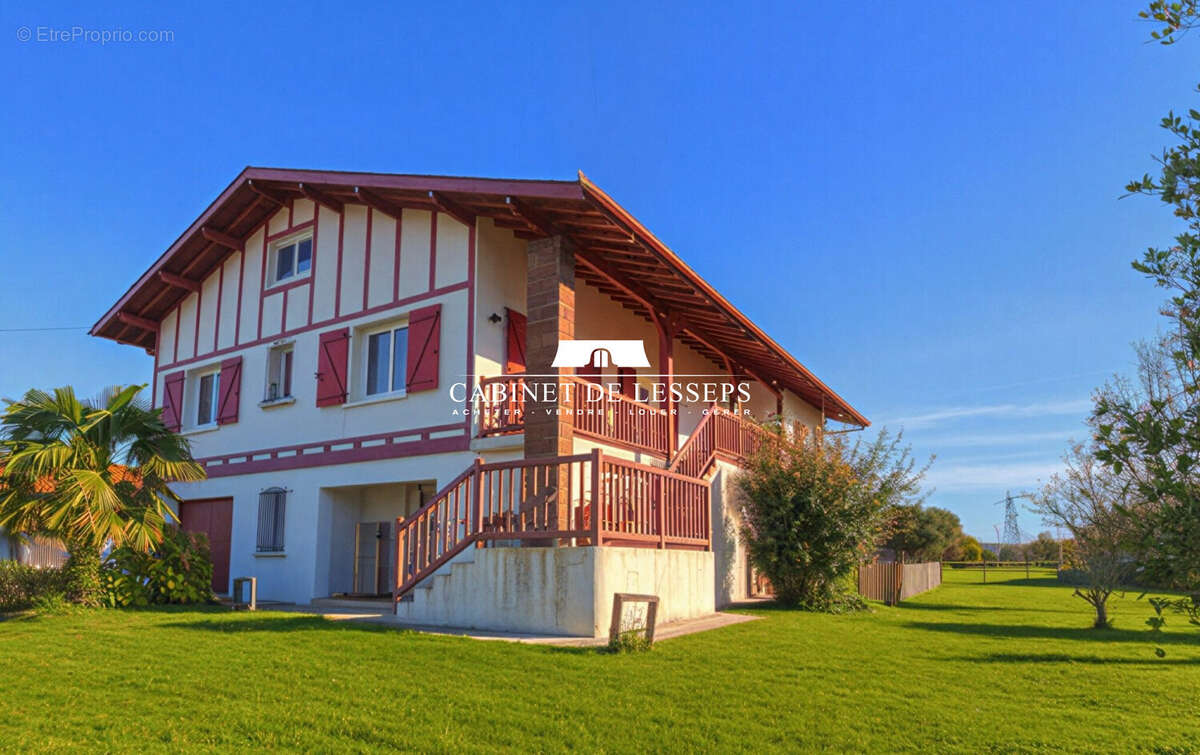 Maison à USTARITZ