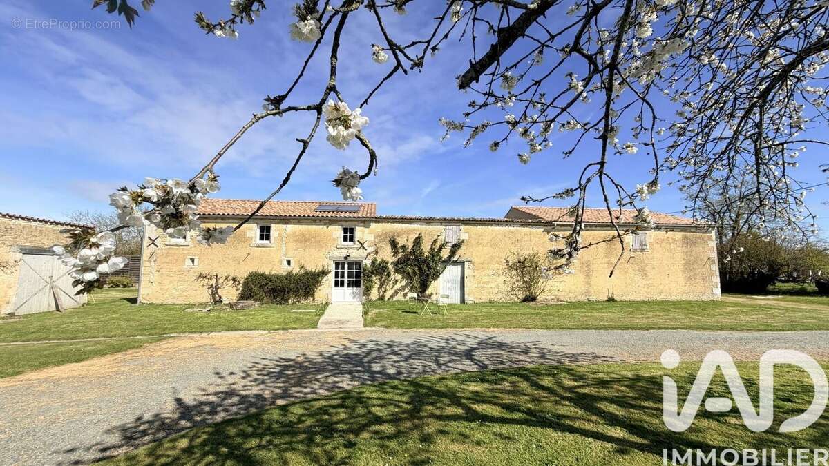 Photo 3 - Maison à LA RONDE