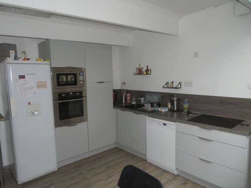 Commerce à DIGNE-LES-BAINS