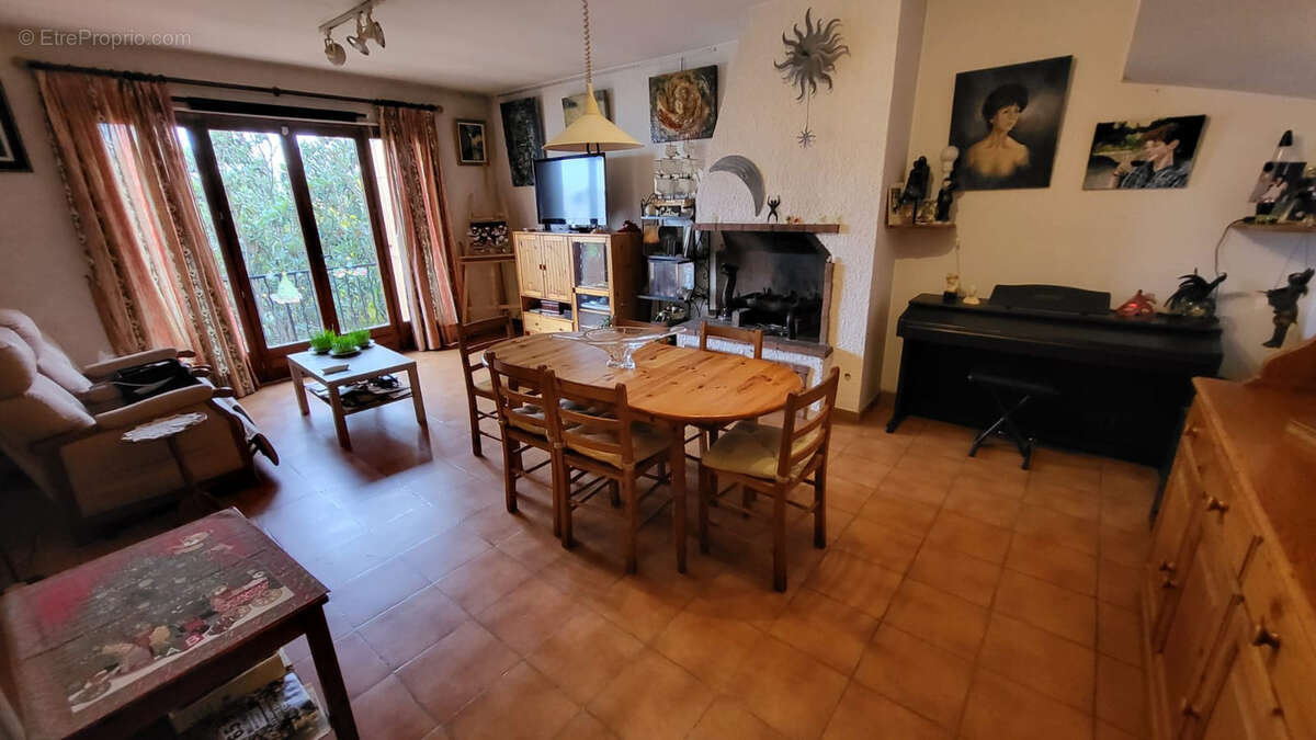 Maison à MARSEILLE-4E