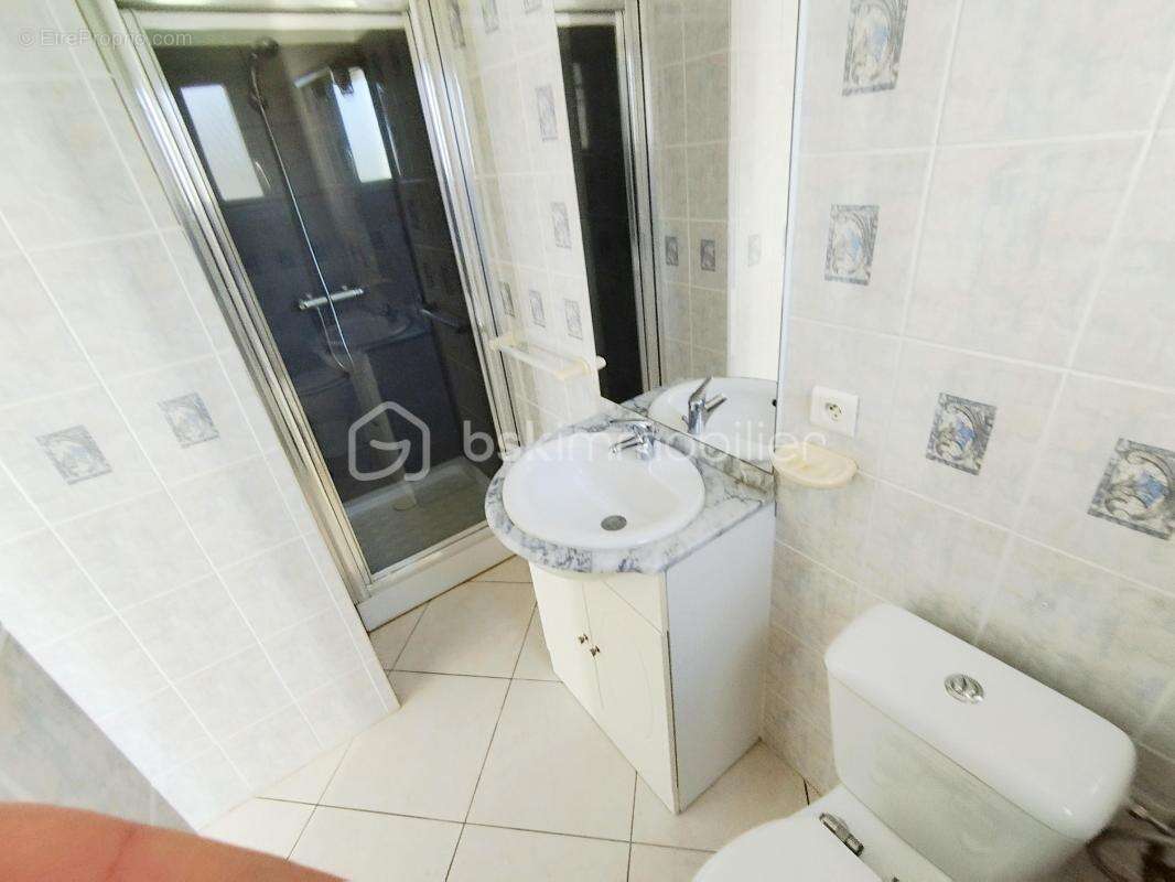 Maison à NEBIAN