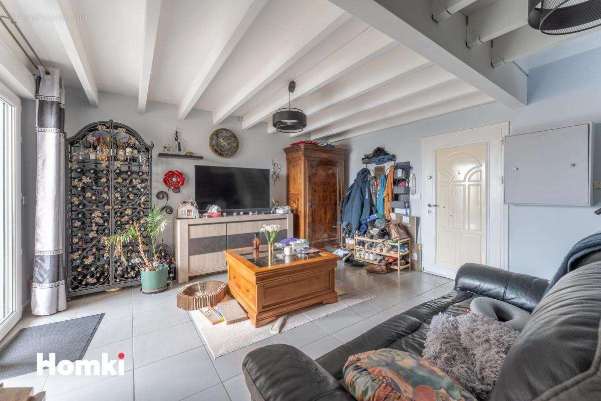 Appartement à VILLENAVE-D'ORNON