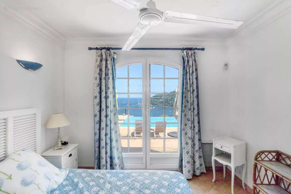 Maison à THEOULE-SUR-MER