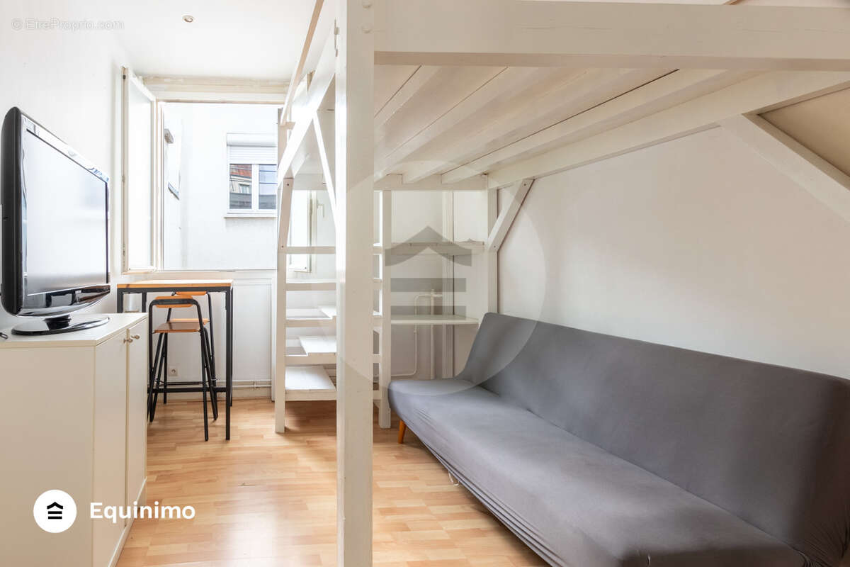 Appartement à PARIS-14E