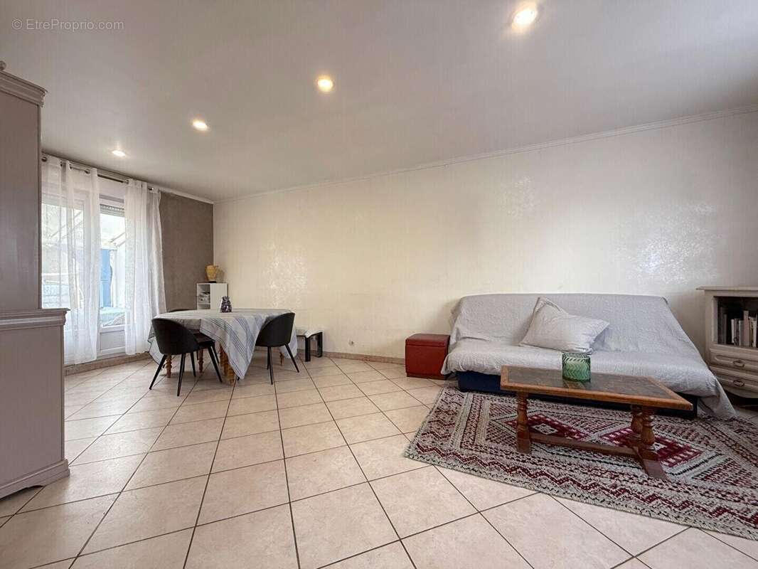 Maison à RIS-ORANGIS