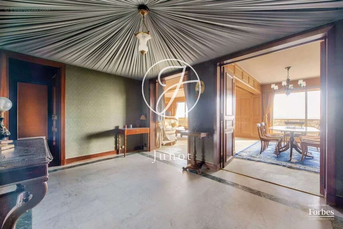 Appartement à SAINT-CLOUD