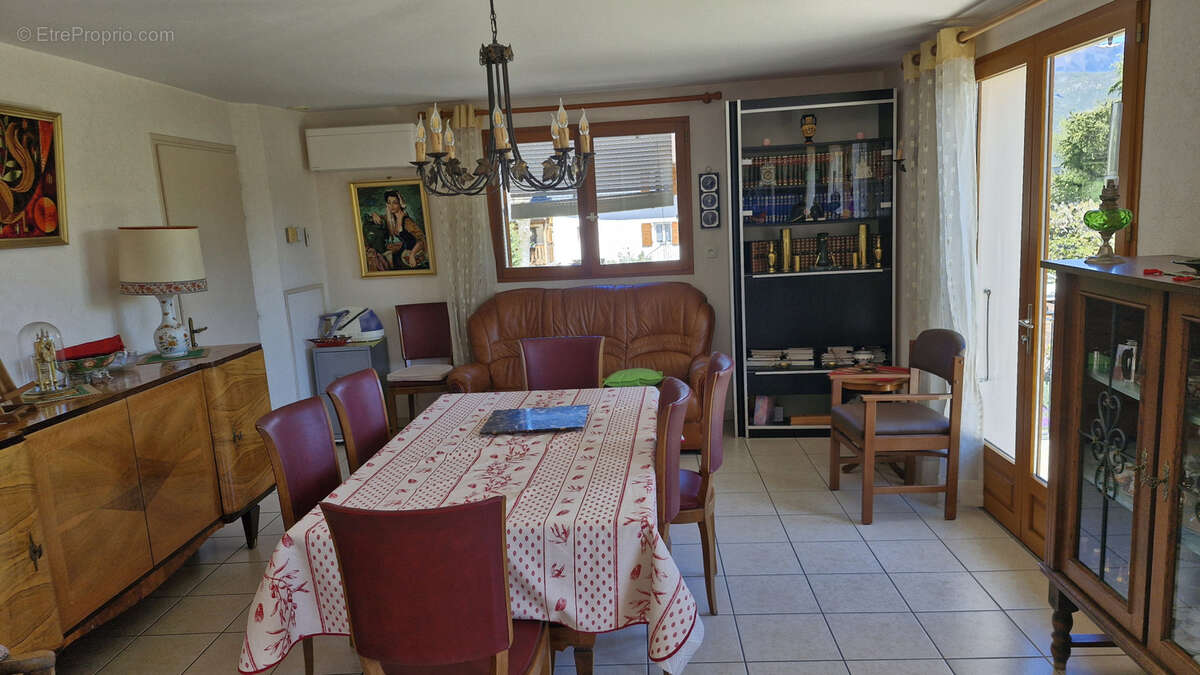 Maison à SAINT-BALDOPH