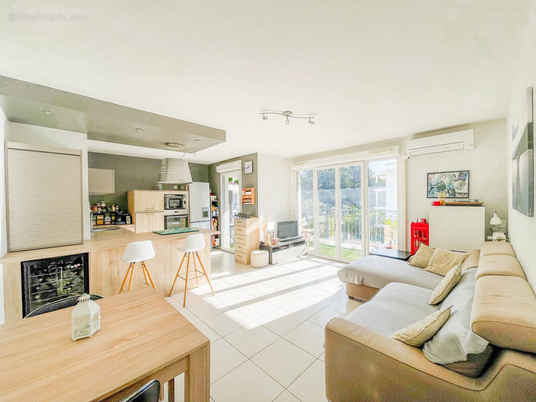 Appartement à MARSEILLE-13E