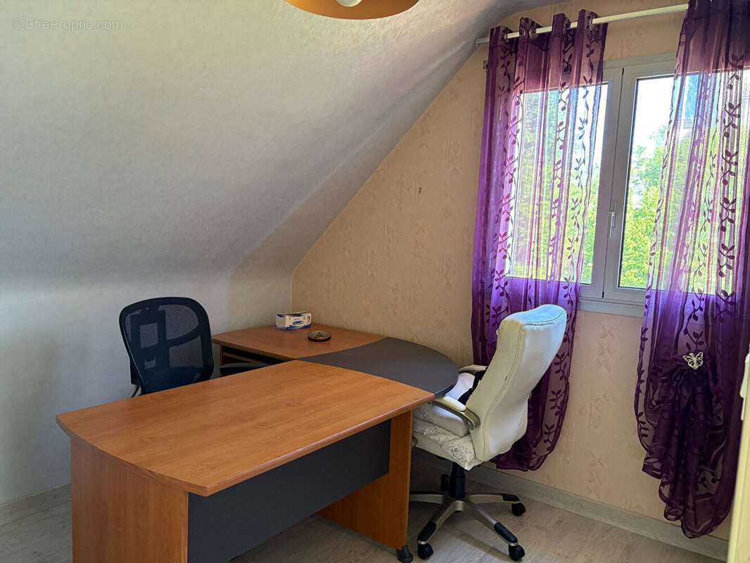 Maison à LOCMINE