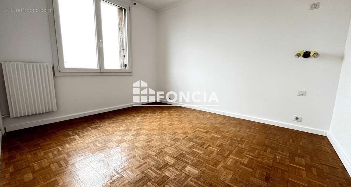 Appartement à RUEIL-MALMAISON