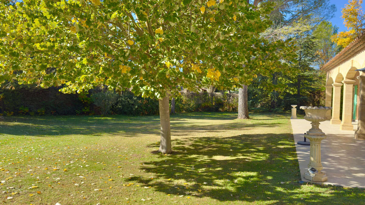 Maison à SAINT-CANNAT
