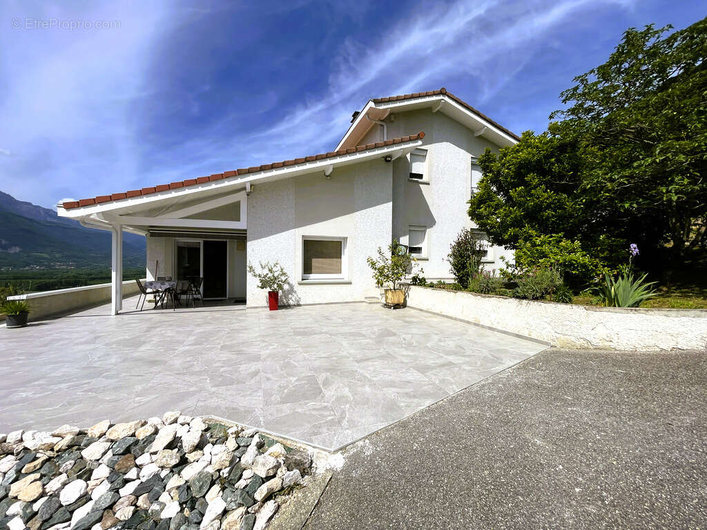 Maison individuelle + grand garage - photo 3