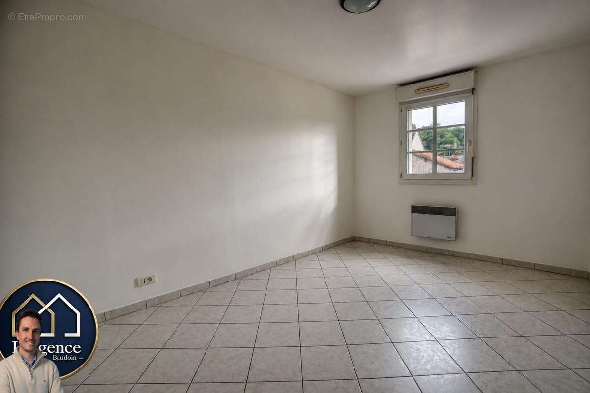 Appartement 51 m² à Epernon  - photo 4