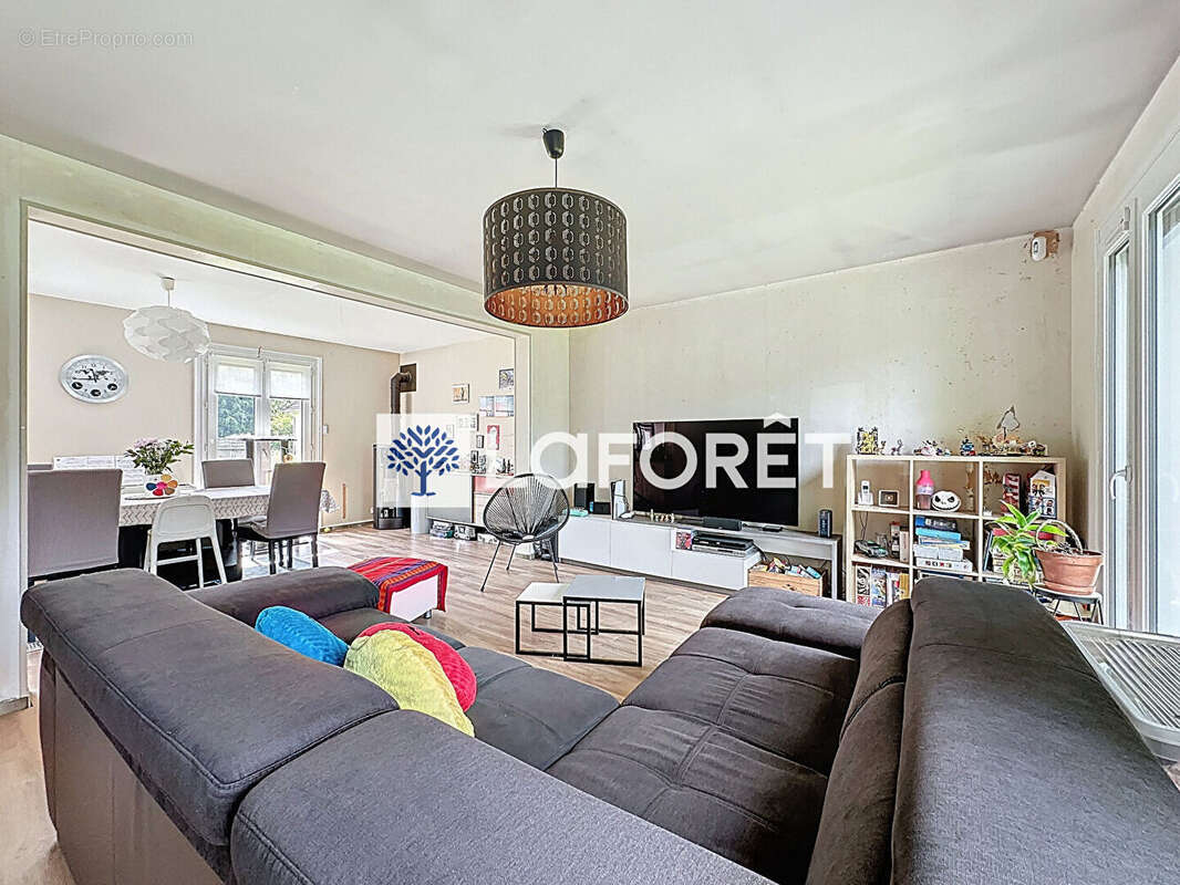 Maison à FRANQUEVILLE-SAINT-PIERRE