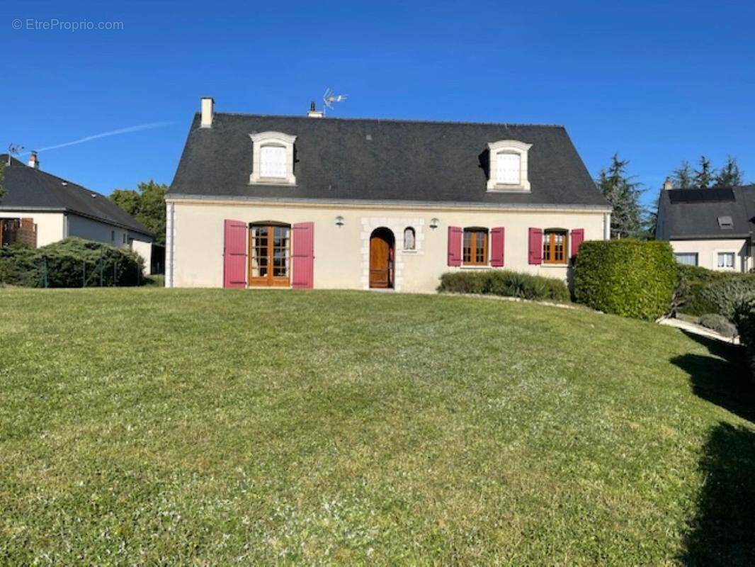 Maison à DISTRE