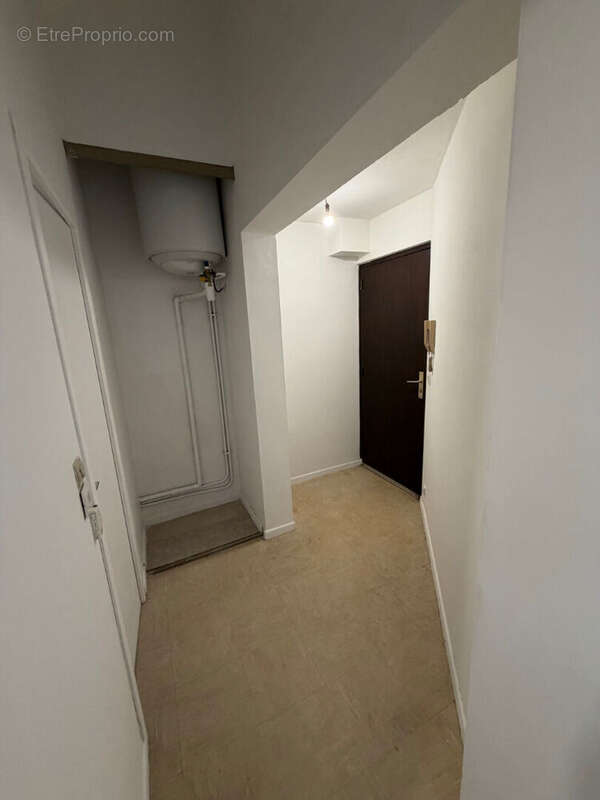 Appartement à LARDY