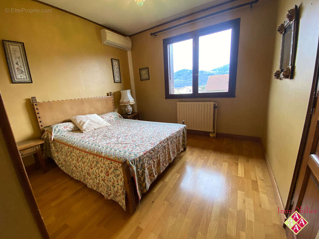 Maison à BERNIN