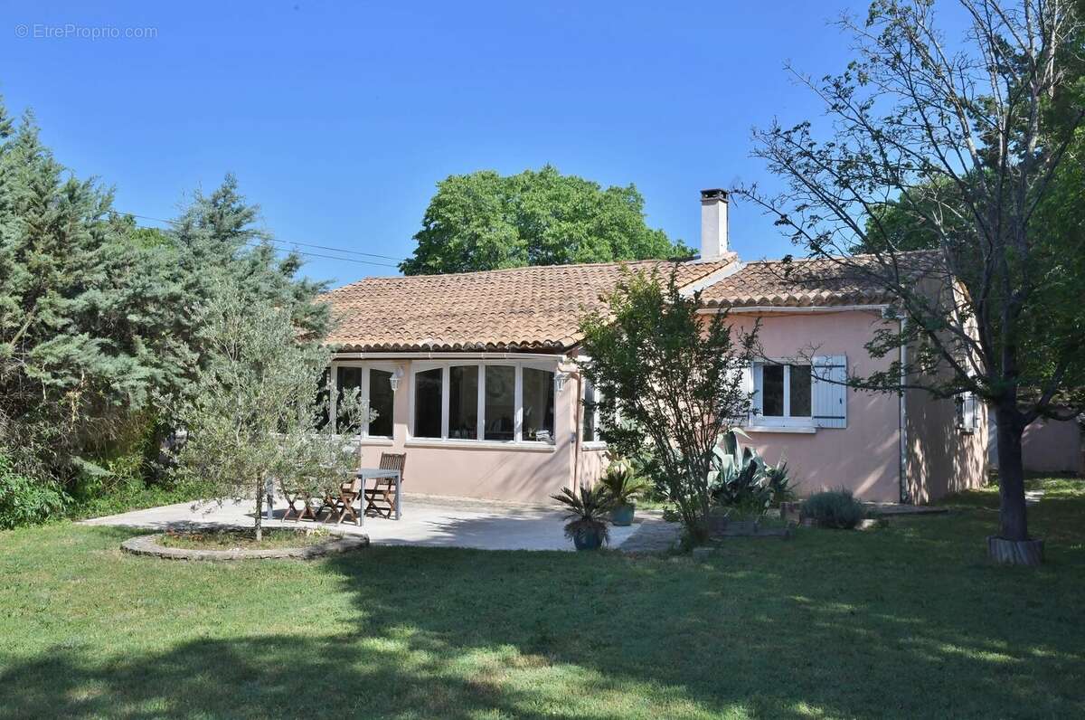 Maison à UZES