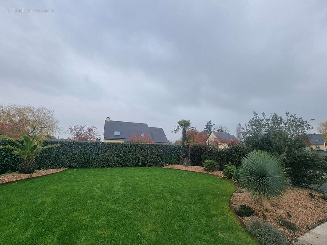 Maison à LE VAL-SAINT-PERE