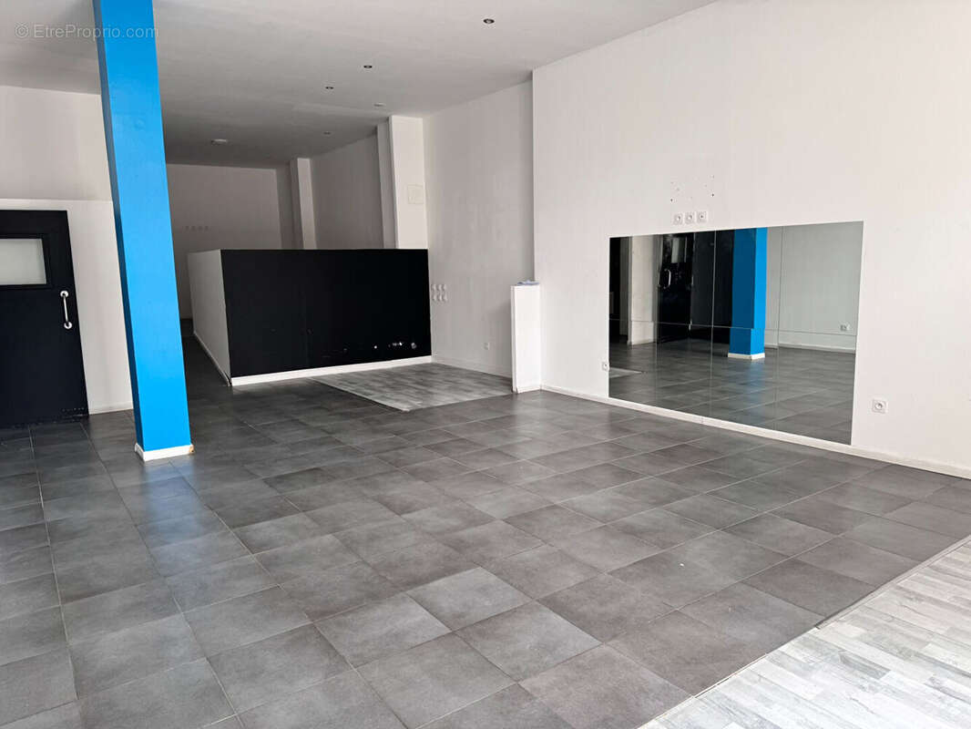 Commerce à CARCASSONNE