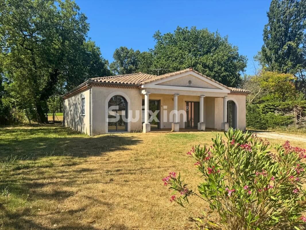 Maison à MONTBOUCHER-SUR-JABRON